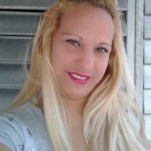 Meet your Posher, Moraima